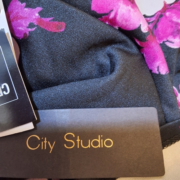 NWT CITY STUDIO FLORAL CAP SLEEVE JEWEL NECK ABOVE KNEE FIT + FLARE PARTY DRESS - Picture 8 of 13